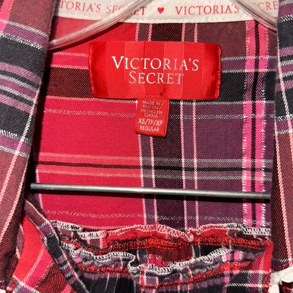 Victoria’s Secret Holiday Edition Flannel Pajama Set - Picture 3 of 10